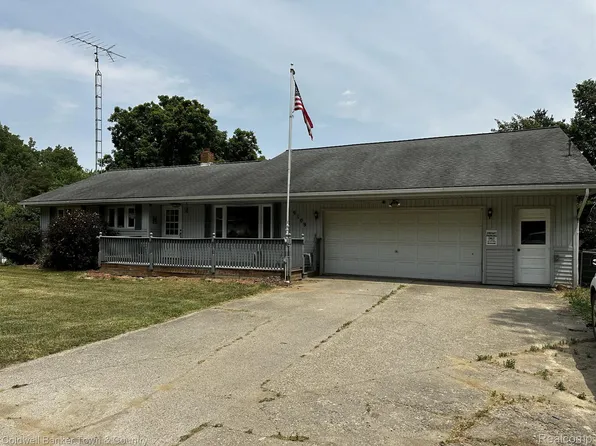 9109 Bancroft Rd, Bancroft, MI 48414