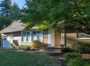 777 Berwick Ct, Lake Oswego, OR 97034
