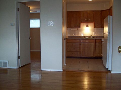 1st image of 469A Alma Ave