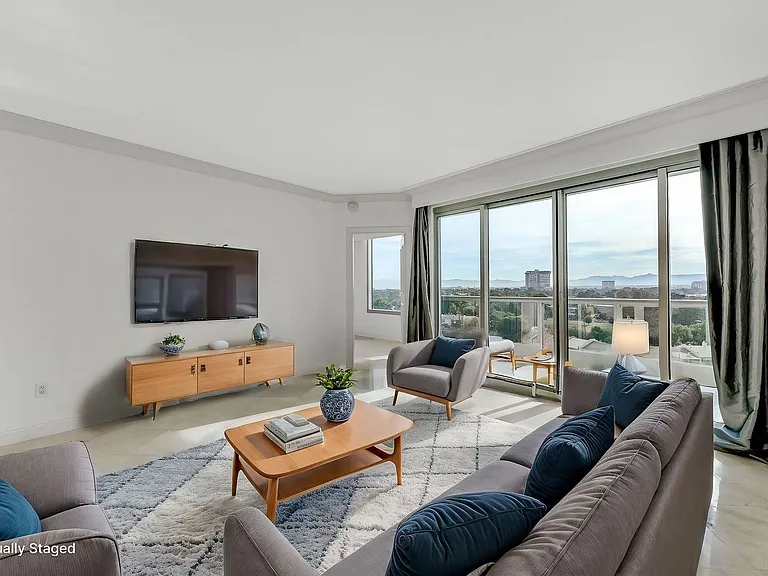 322 Karen Ave #804 — Photo 9