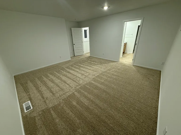 2711 N Broadwing Ln — Photo 11