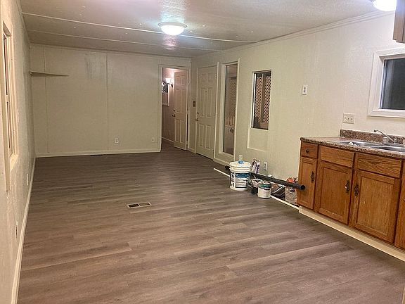 5th image of 2059 E Avenue I Space 2
