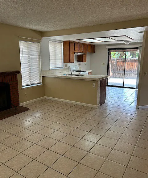 1569 Ruby Dr — Photo 3