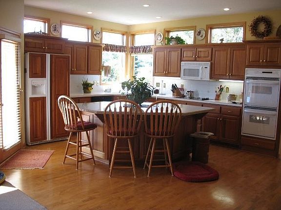 huge light and bright kitch