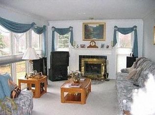 7277 White Oak Dr, West Bloomfield, MI