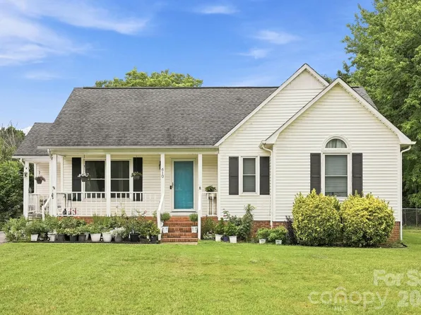 610 Winding Way Dr, Monroe, NC 28110