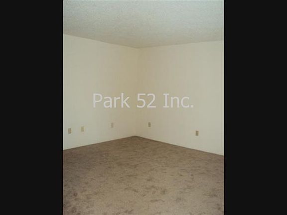 3rd image of 12716 A St S APT 4