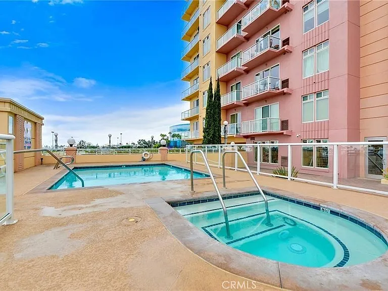 488 E Ocean Blvd #404 — Photo 21