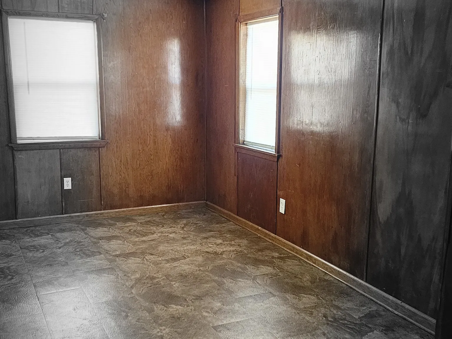 313 W Alabama St — Photo 4