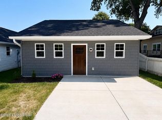 623 1/2 Main St, Jeffersonville, IN 47130