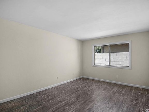 4th image of 12424 Gain St