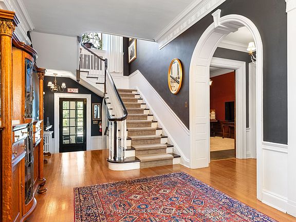 5th image of 150 Prospect St