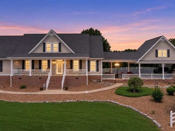 127 Barnes Hollow Rd, Fayetteville, TN 37334