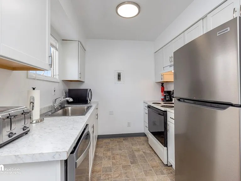 32n2906 — Photo 11