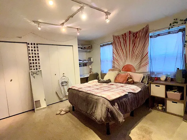 49 South 11th St — Photo 16