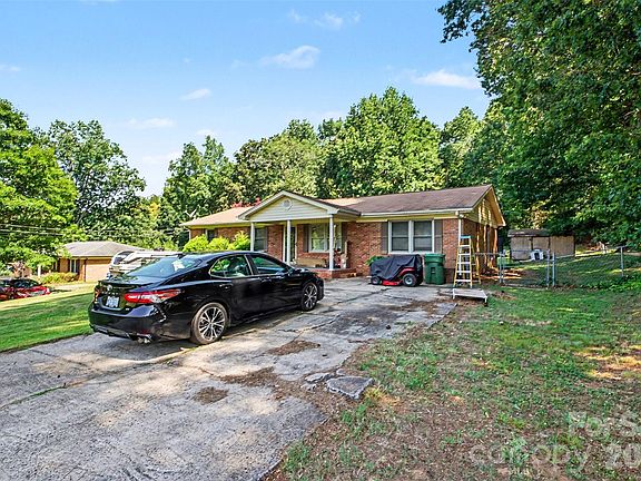4th image of 124 Riley Rd