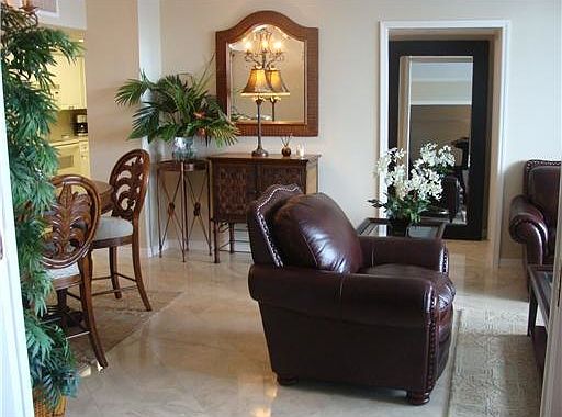 5th image of 2301 Collins Ave APT 1126