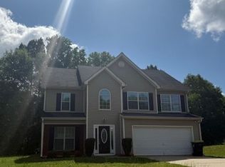 711 Tullamore Way, Hampton, GA 30228