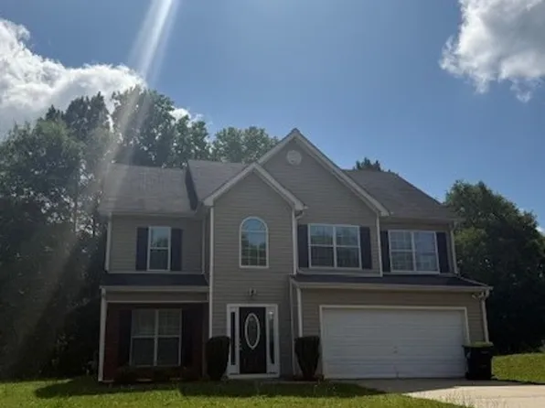 711 Tullamore Way, Hampton, GA 30228