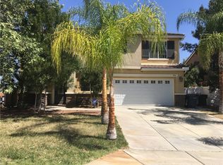 592 Quigley Ln, Perris, CA 92570
