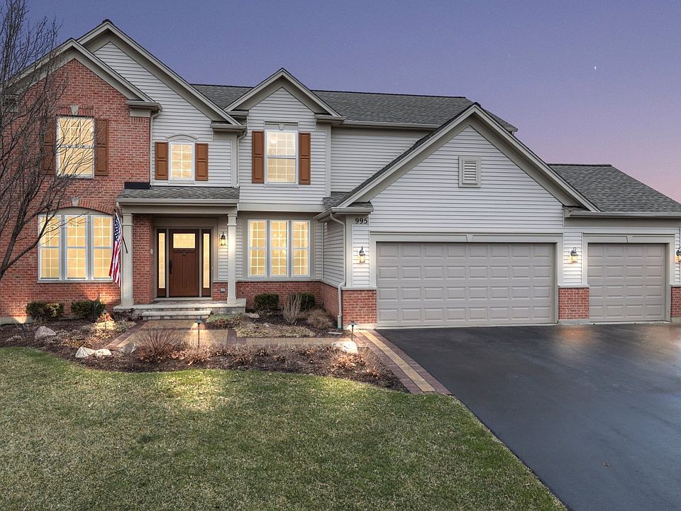 1st image of 995 Tanager Ct