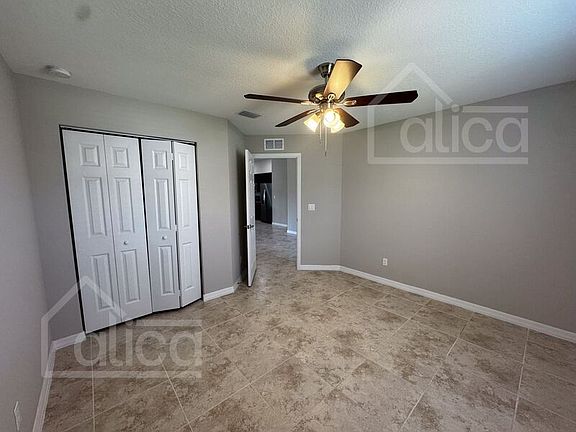 4th image of 510 Poplar St SE