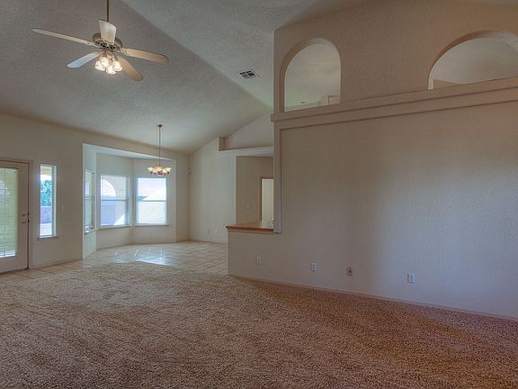 3rd image of 4781 Hilda Dr