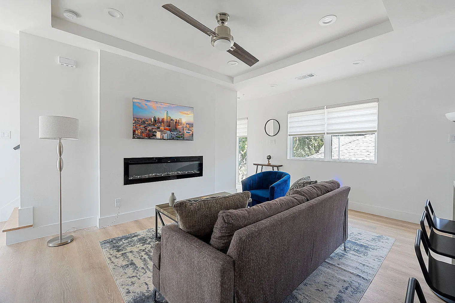2 bed, 3.0 bath, 1140 sqft, $2,617 — Photo 4
