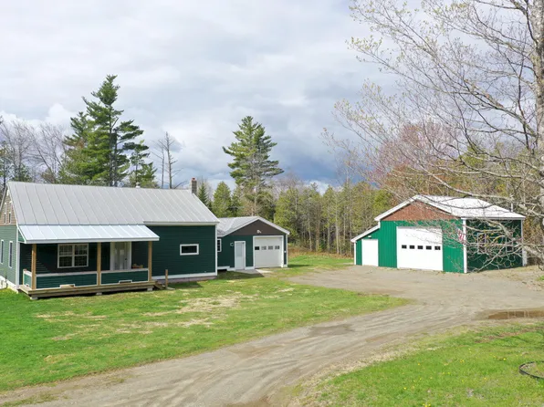 877 Hole In The Wall Road, Solon, ME 04979