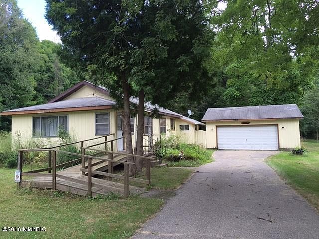 1st image of 206 N Gardner Ave
