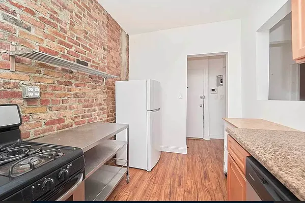 Rented by Compass | media 6