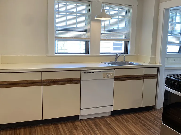 24 Colonial Ave #22 — Photo 11