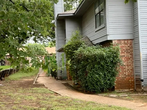 112 Peachtree Ct APT A, Kennedale, TX 76060