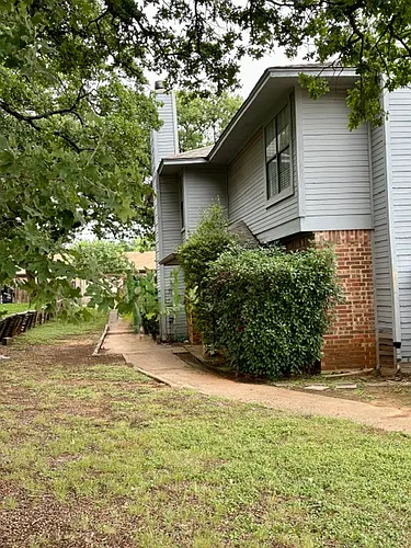 112 Peachtree Ct #A Photo 1