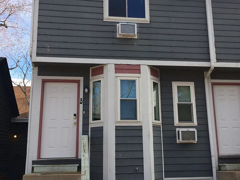 1504 Pine St #B — Photo 1