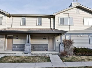 149 S Silkstone Rd W #3, Lethbridge, AB T1J3Y6