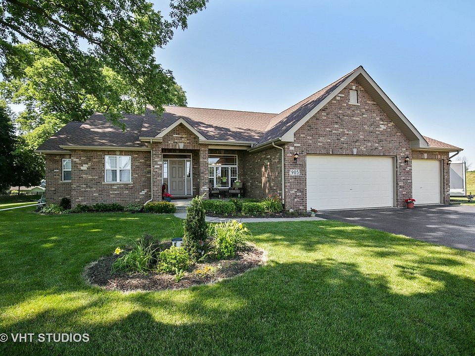 Welcome Home! This beautiful ranch home with mauture trees.