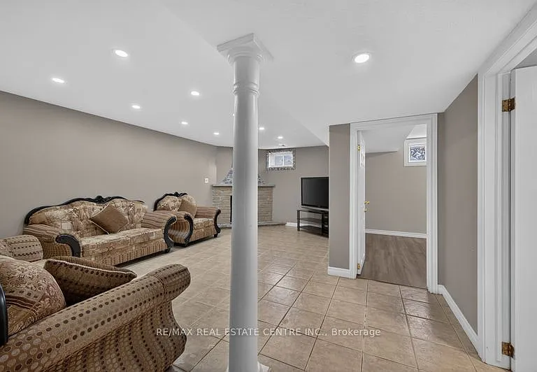 59 Colin Cres #LOWER — Photo 12