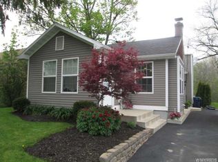 7363 Townline Rd, North Tonawanda, NY 14120