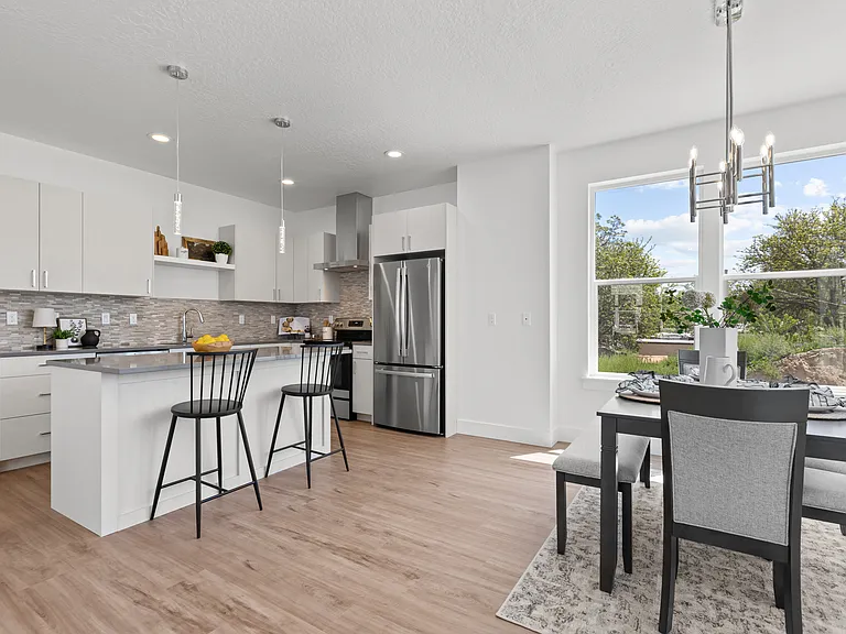 509 E Violets Cove Ln — Photo 6