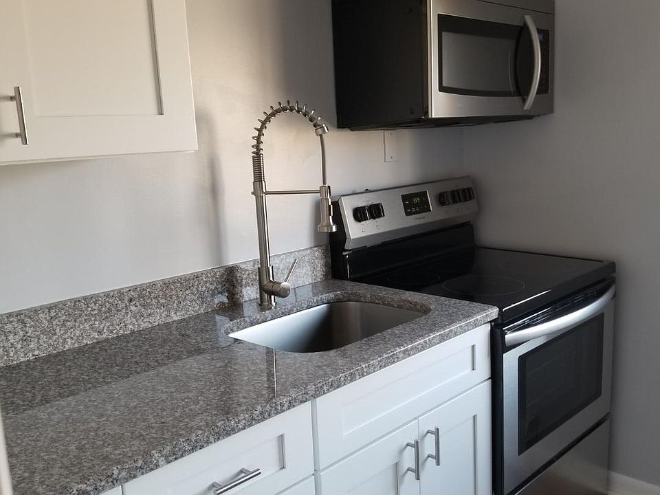 1st image of 15007 Madison Ave APT 7