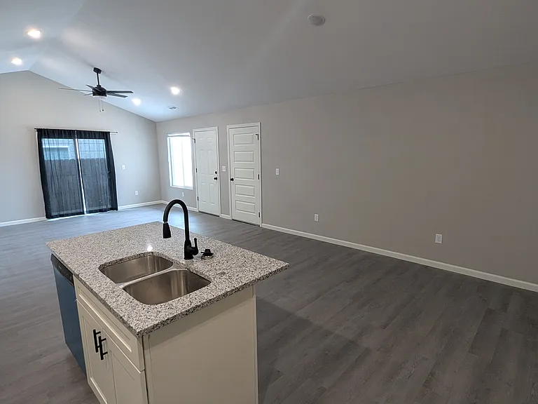 3525 W Angel Ct — Photo 5
