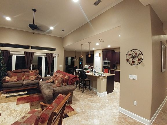 3rd image of 854 Coldwater Creek Cir
