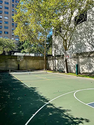 Rented by Berkshire Hathaway HomeServices New York Properties | media 28