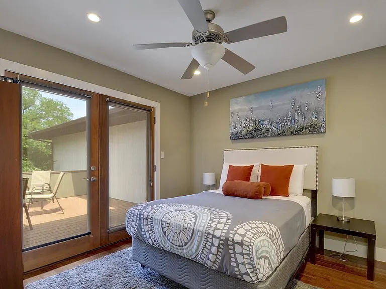 2111 Melridge Pl #B — Photo 14