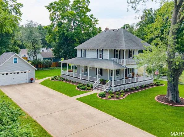 1718 Summit St, Holland, MI 49423
