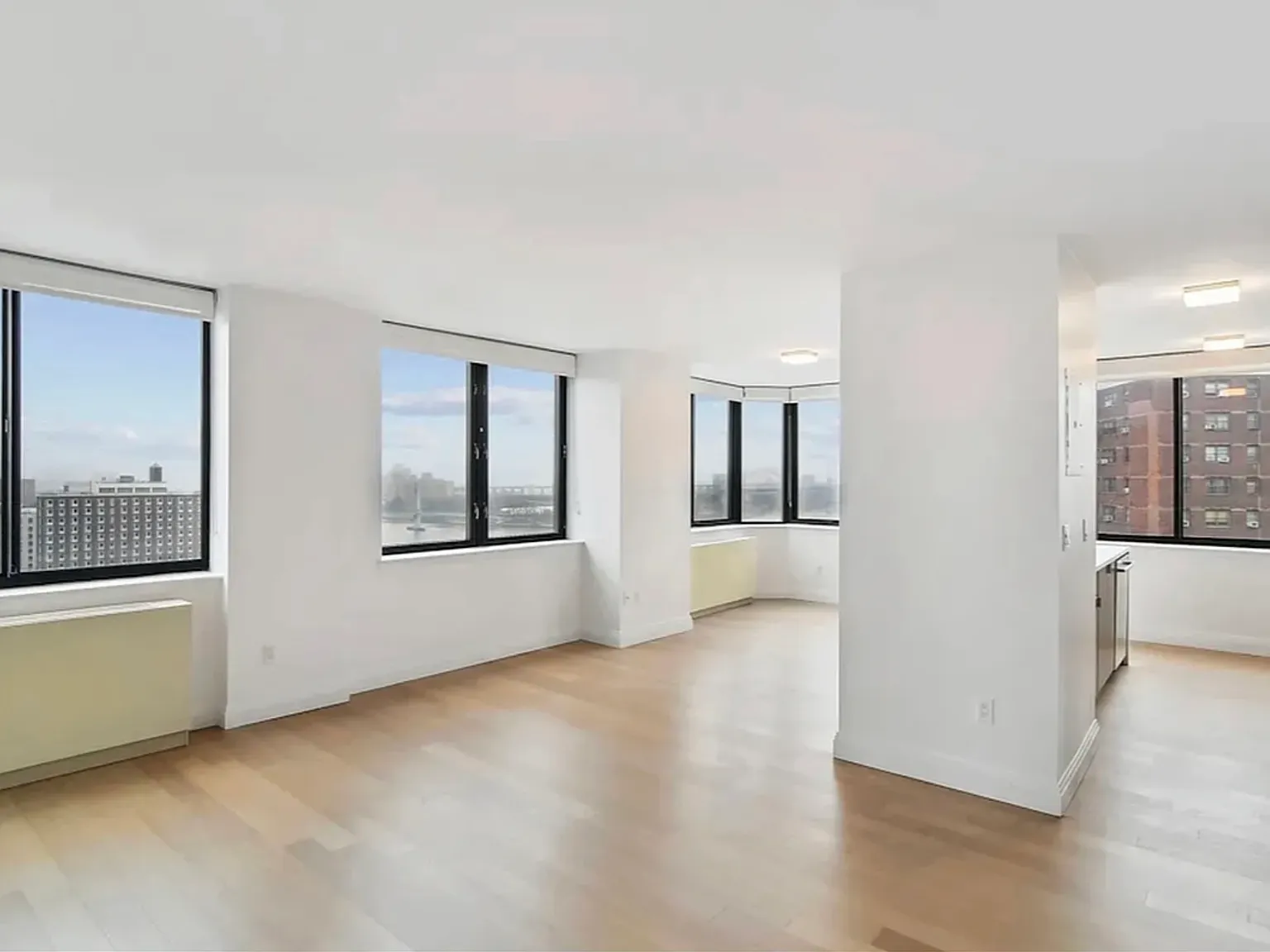 345 East 94th Street — Photo 4
