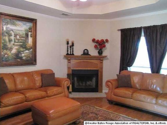 3rd image of 9162 Mason Dr