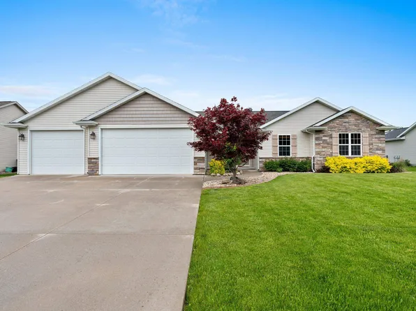 W6310 Rocky Mountain Dr, Greenville, WI 54942