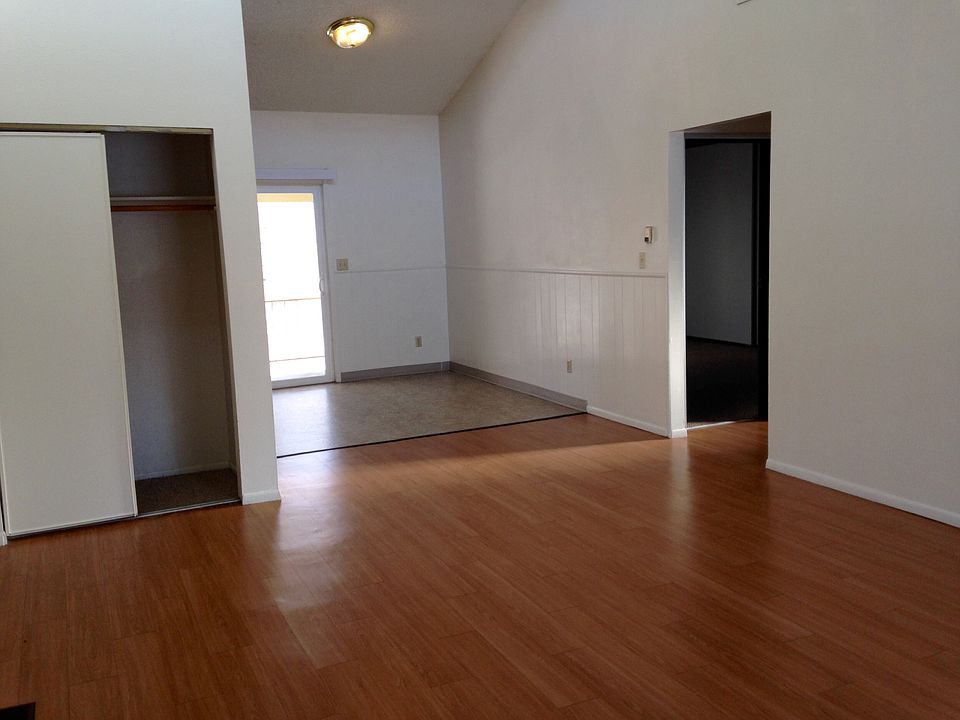 2nd image of 1661 5th St APT 8